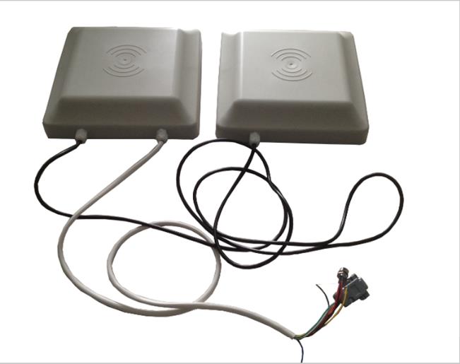 超高頻 860-960MHz Gen 2 一拖二 讀寫器